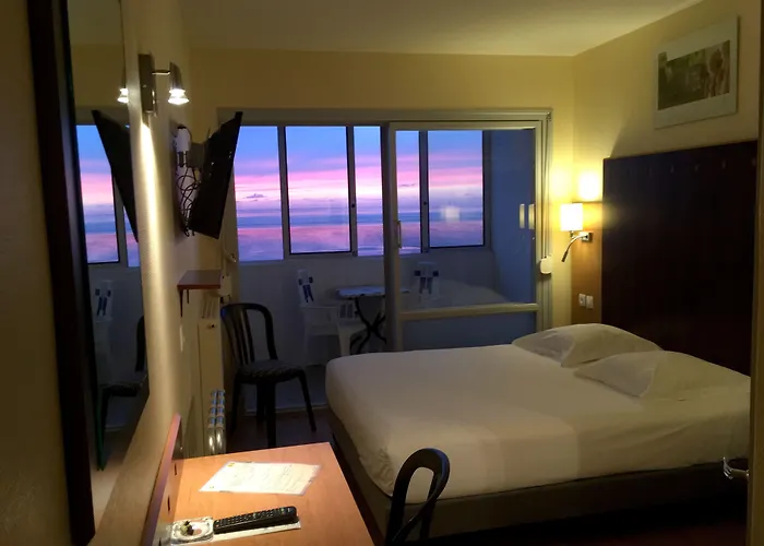 Hotel Le Rivage Vue Sur - Logis - Châtelaillon-plage