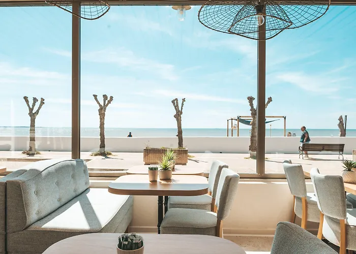 Le Rivage Vue Sur - Logis - Châtelaillon-plage 3*