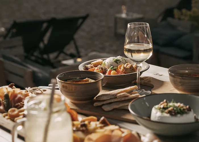 Le Rivage Vue Sur - Logis - Châtelaillon-plage Hotel