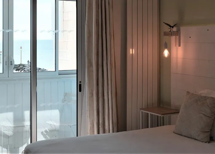 Le Rivage Vue Sur - Logis - Châtelaillon-plage 3*